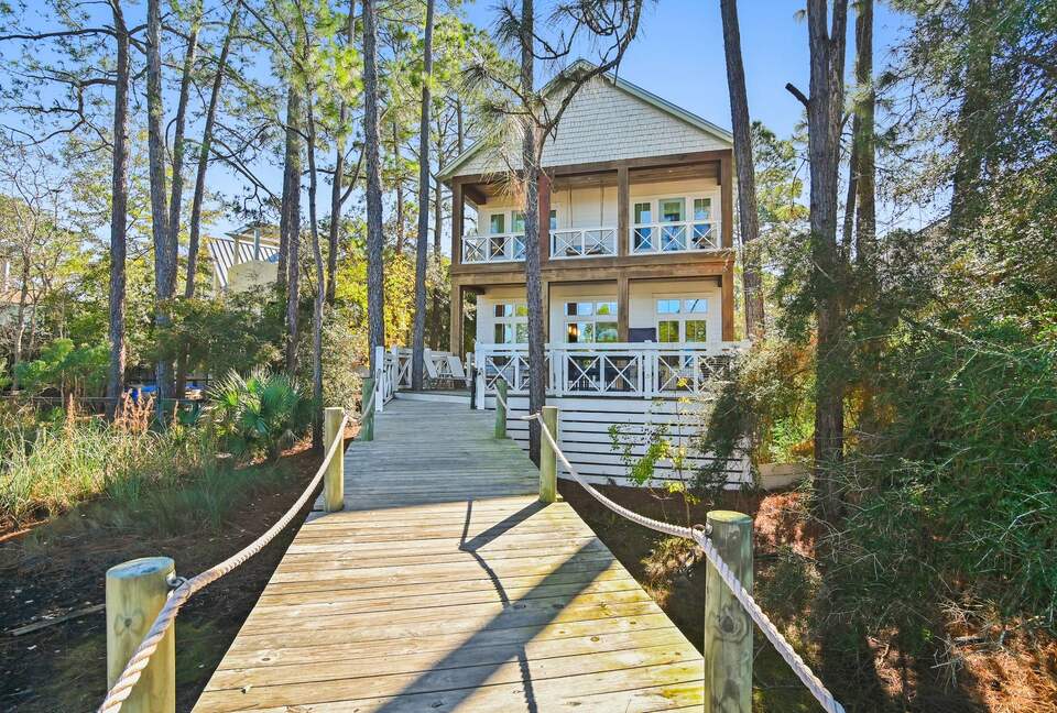 Luxury Lake-to-Beach Home in the Heart of Seagrove Beach - Santa Rosa Beach, Florida