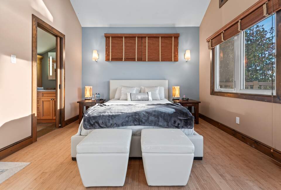 Kawartha Lakeside Landing - Fenelon Falls, Canada