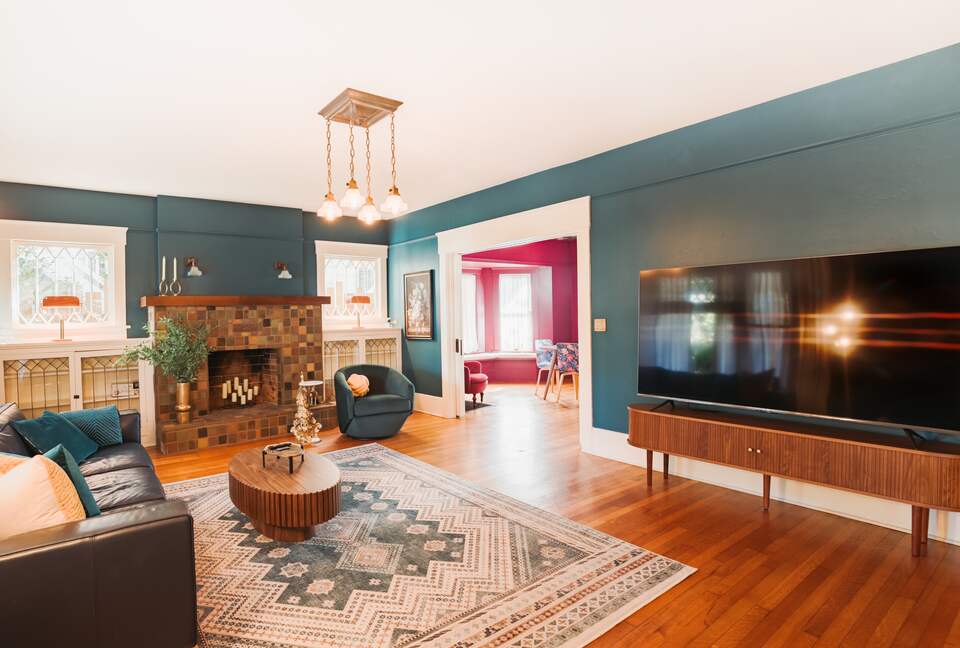 Classic San Diego Living Steps from the City’s Best - San Diego, California