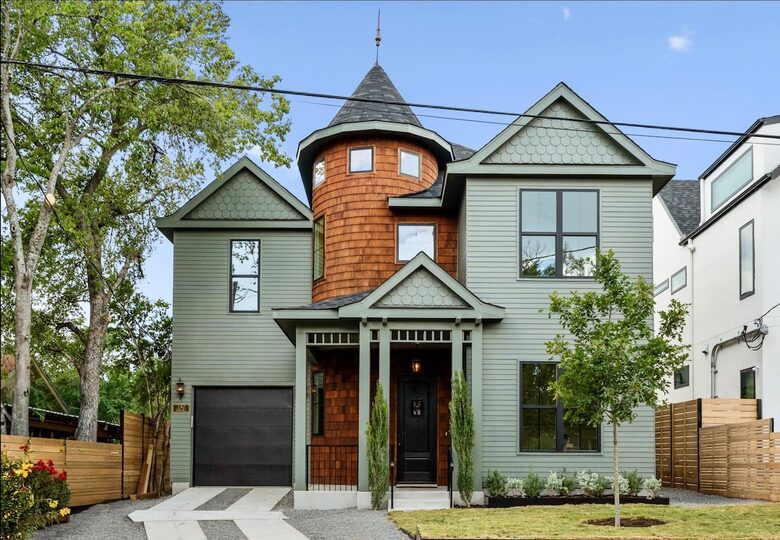 Victorian-Inspired East Austin Retreat with Rooftop Views - Austin, Texas