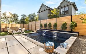 Victorian-Inspired East Austin Retreat with Rooftop Views - Austin, Texas