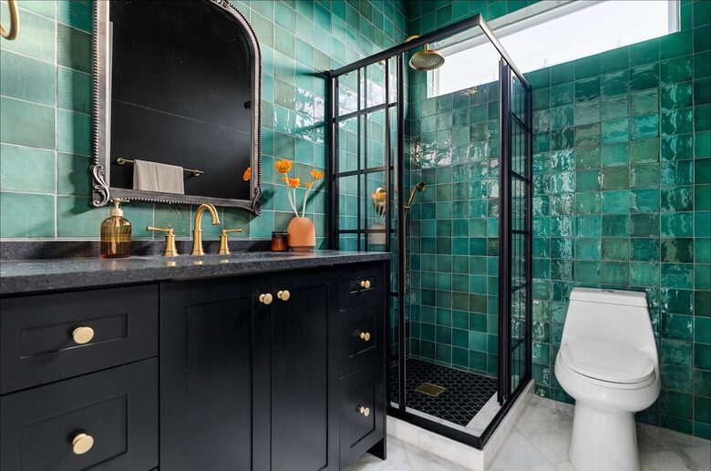 Victorian-Inspired East Austin Retreat with Rooftop Views - Austin, Texas