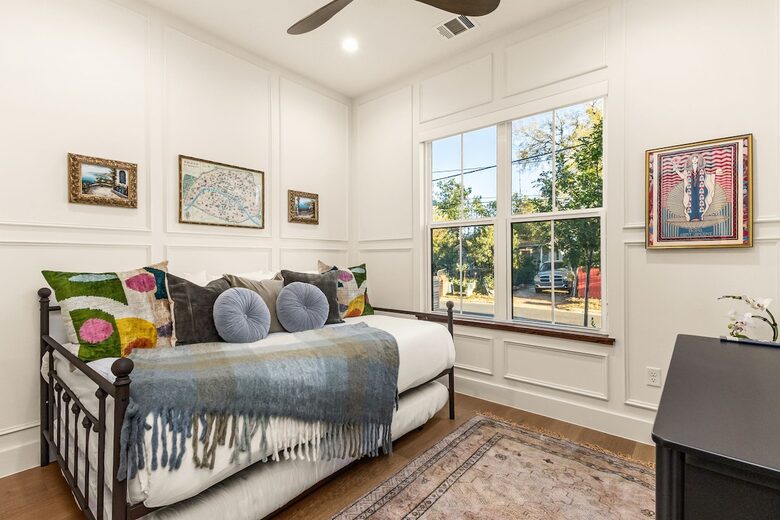 Victorian-Inspired East Austin Retreat with Rooftop Views - Austin, Texas