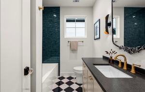 Victorian-Inspired East Austin Retreat with Rooftop Views - Austin, Texas