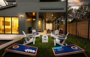 Victorian-Inspired East Austin Retreat with Rooftop Views - Austin, Texas