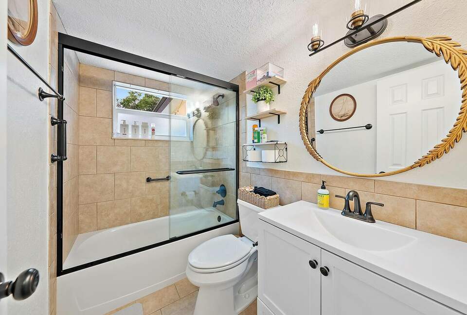 Resort-Style Jupiter Retreat on 1.25 Acres - Jupiter, Florida