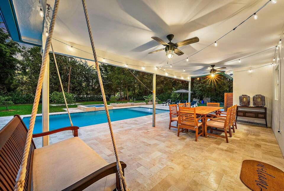 Resort-Style Jupiter Retreat on 1.25 Acres - Jupiter, Florida