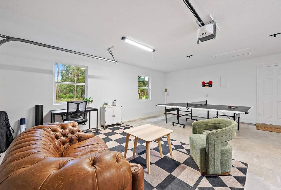 Resort-Style Jupiter Retreat on 1.25 Acres - Jupiter, Florida