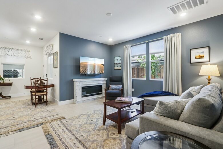 Quiet Northern California Getaway with Hilltop Views - Vacaville, California