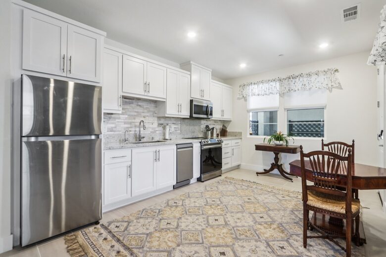 Quiet Northern California Getaway with Hilltop Views - Vacaville, California