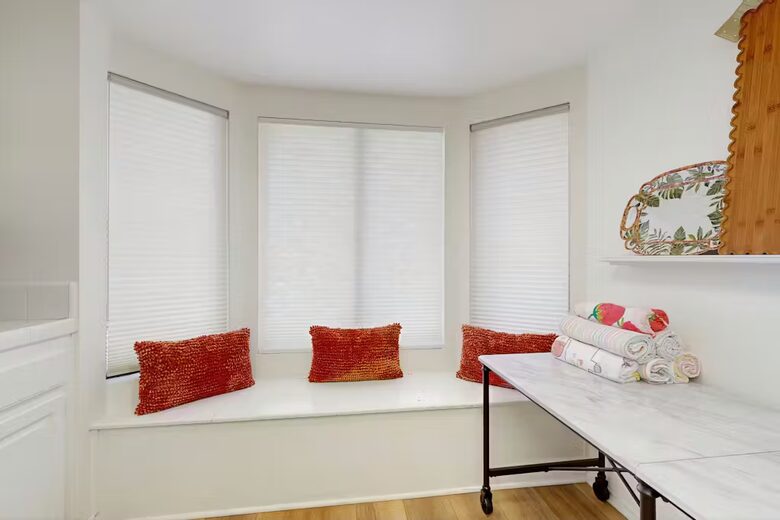 Cheery Palm Desert Retreat Near Golf, Tennis & Coachella - Palm Desert, California