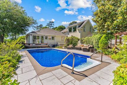 Private Waterfront Golf-View Escape in Sunset Beach - Sunset Beach, North Carolina