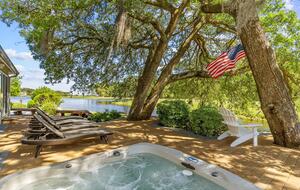 Private Waterfront Golf-View Escape in Sunset Beach - Sunset Beach, North Carolina