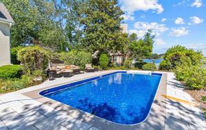 Private Waterfront Golf-View Escape in Sunset Beach - Sunset Beach, North Carolina