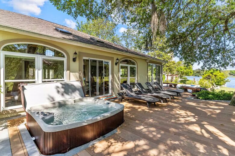 Private Waterfront Golf-View Escape in Sunset Beach - Sunset Beach, North Carolina