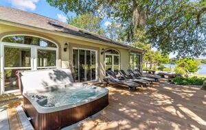 Private Waterfront Golf-View Escape in Sunset Beach - Sunset Beach, North Carolina