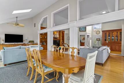 Private Waterfront Golf-View Escape in Sunset Beach - Sunset Beach, North Carolina