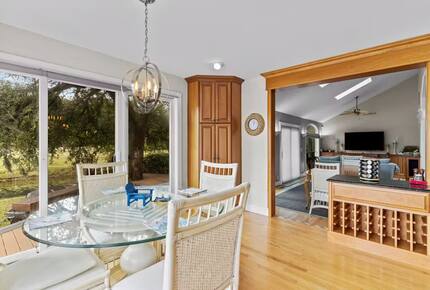 Private Waterfront Golf-View Escape in Sunset Beach - Sunset Beach, North Carolina