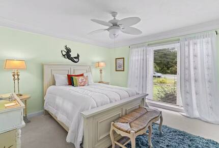 Private Waterfront Golf-View Escape in Sunset Beach - Sunset Beach, North Carolina