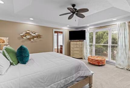 Private Waterfront Golf-View Escape in Sunset Beach - Sunset Beach, North Carolina