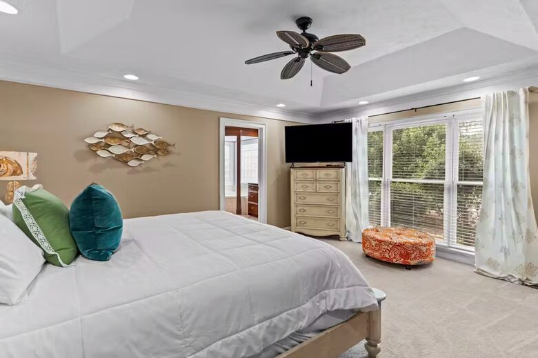 Private Waterfront Golf-View Escape in Sunset Beach - Sunset Beach, North Carolina