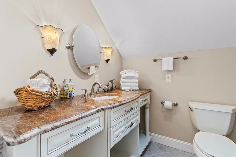 Private Waterfront Golf-View Escape in Sunset Beach - Sunset Beach, North Carolina