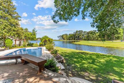 Private Waterfront Golf-View Escape in Sunset Beach - Sunset Beach, North Carolina