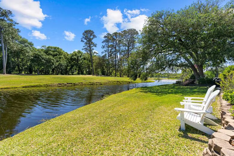 Private Waterfront Golf-View Escape in Sunset Beach - Sunset Beach, North Carolina