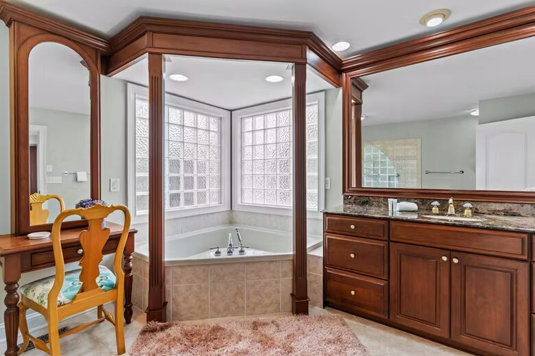 Private Waterfront Golf-View Escape in Sunset Beach - Sunset Beach, North Carolina