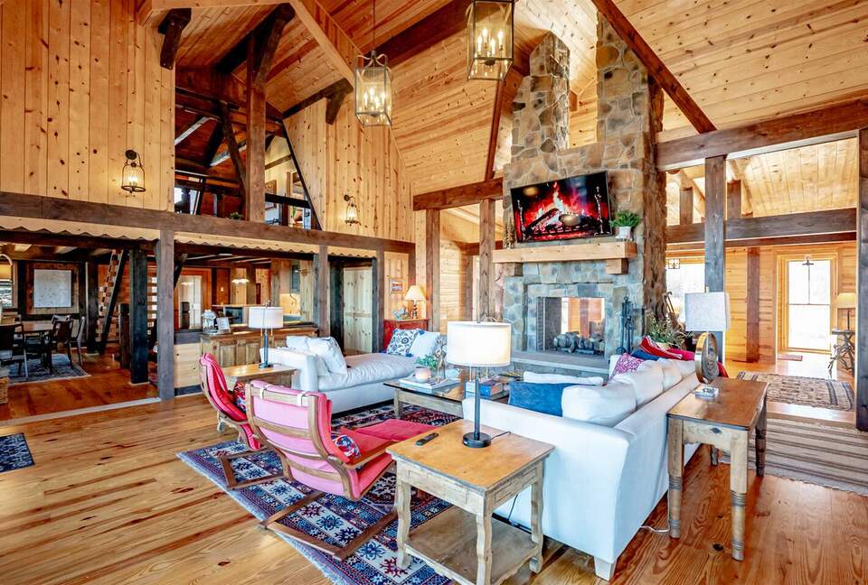 French-Country Mountain Retreat in Old Timberline - Davis, West Virginia