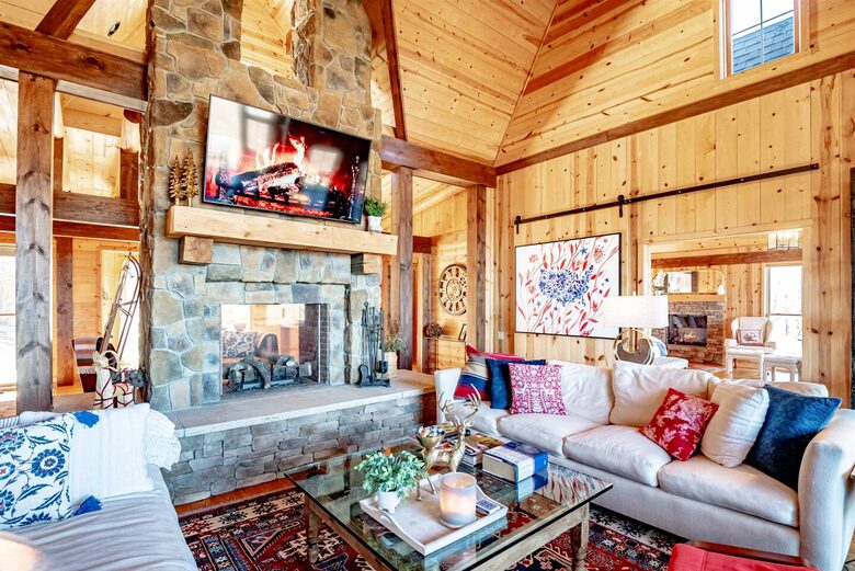French-Country Mountain Retreat in Old Timberline - Davis, West Virginia