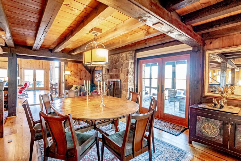 French-Country Mountain Retreat in Old Timberline - Davis, West Virginia