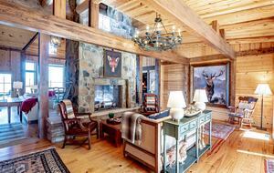 French-Country Mountain Retreat in Old Timberline - Davis, West Virginia