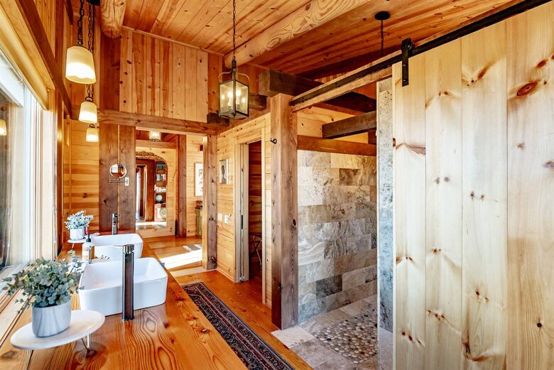 French-Country Mountain Retreat in Old Timberline - Davis, West Virginia