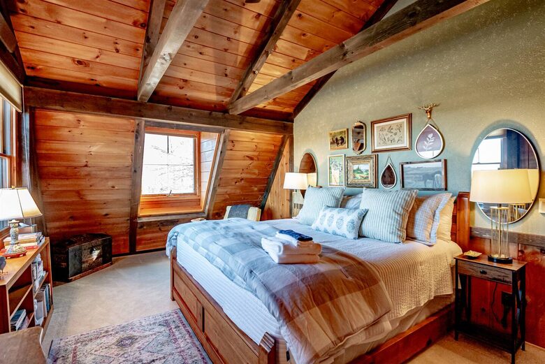 French-Country Mountain Retreat in Old Timberline - Davis, West Virginia