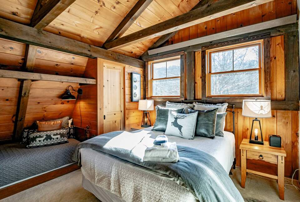 French-Country Mountain Retreat in Old Timberline - Davis, West Virginia