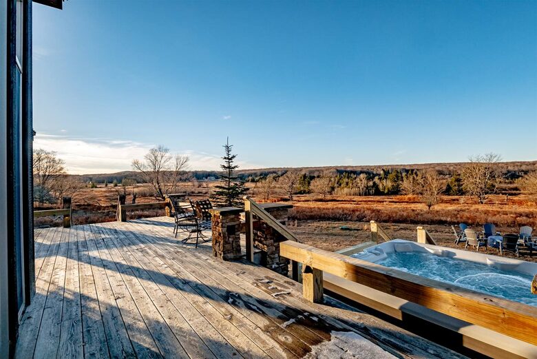 French-Country Mountain Retreat in Old Timberline - Davis, West Virginia