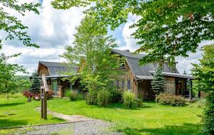 French-Country Mountain Retreat in Old Timberline - Davis, West Virginia