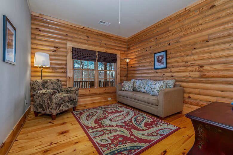 Private White Oak Mountain Retreat with Expansive Decks - Columbus, North Carolina