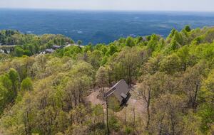 Peaceful Forest Escape Near Lake Lure & Tryon - Columbus, North Carolina