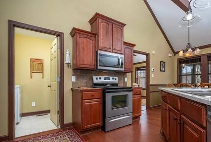 Peaceful Forest Escape Near Lake Lure & Tryon - Columbus, North Carolina