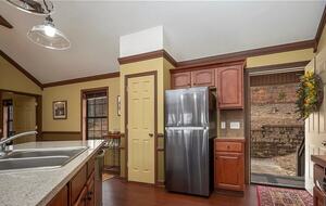 Peaceful Forest Escape Near Lake Lure & Tryon - Columbus, North Carolina