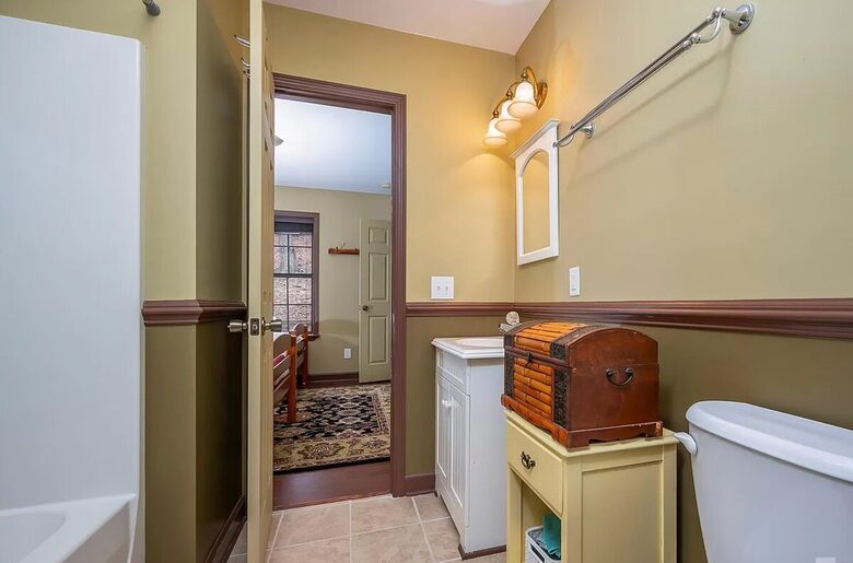 Peaceful Forest Escape Near Lake Lure & Tryon - Columbus, North Carolina