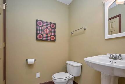 Peaceful Forest Escape Near Lake Lure & Tryon - Columbus, North Carolina