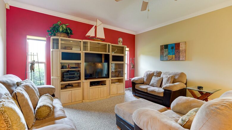 Peaceful Pondside Escape Close to Anna Maria Island - Bradenton, Florida