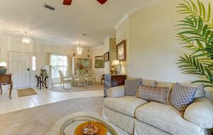 Peaceful Pondside Escape Close to Anna Maria Island - Bradenton, Florida