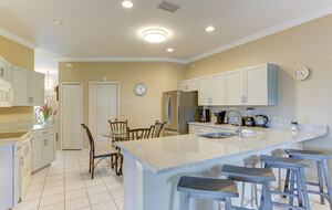 Peaceful Pondside Escape Close to Anna Maria Island - Bradenton, Florida