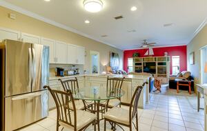 Peaceful Pondside Escape Close to Anna Maria Island - Bradenton, Florida