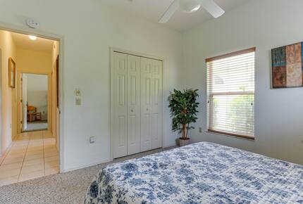 Peaceful Pondside Escape Close to Anna Maria Island - Bradenton, Florida