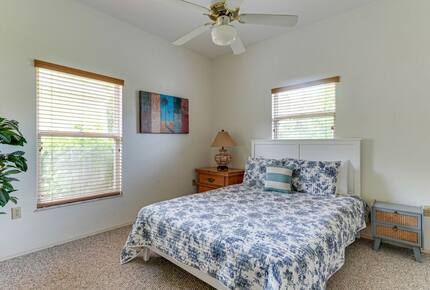 Peaceful Pondside Escape Close to Anna Maria Island - Bradenton, Florida